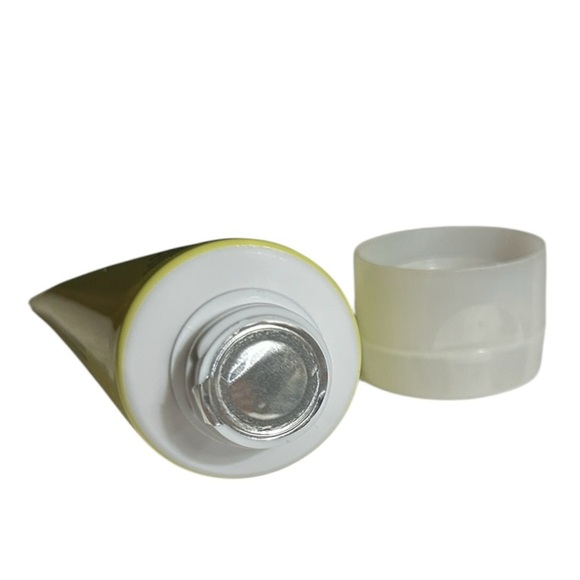 BASK Moisturizing Sunscreen Lotion SPF 30 Sheer Vegan Lightweight 3.4 oz UVA/UBV - Picture 3 of 10